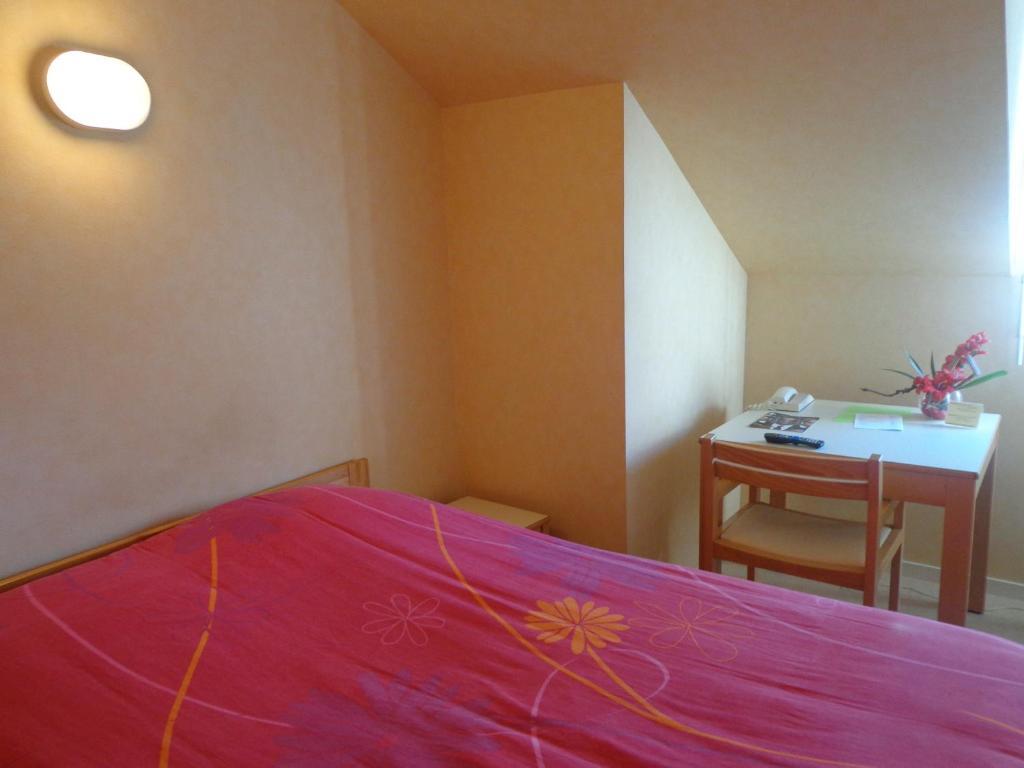 Hotel le Bretagne Louvigné-de-Bais Eksteriør billede